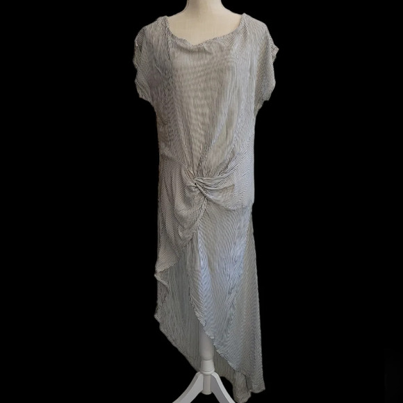 FAVLUX Dresses & Skirts - NWT FAVLUX Dress